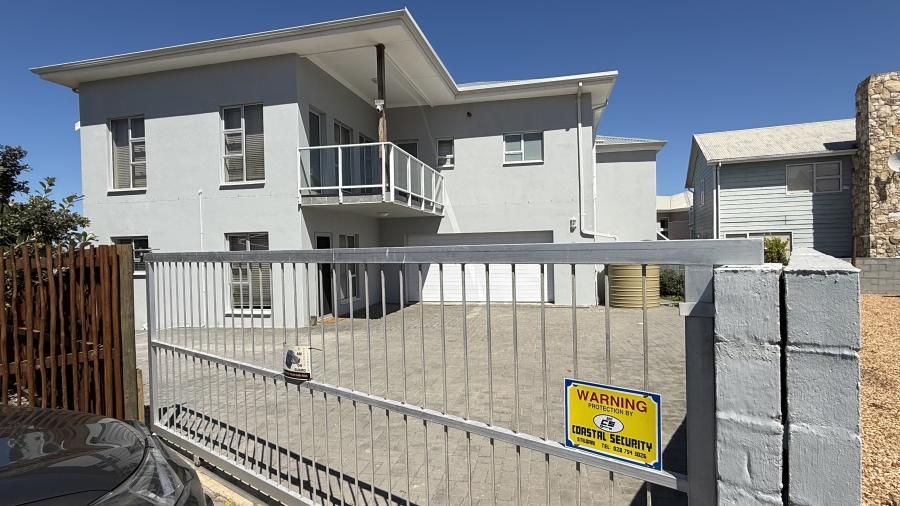 3 Bedroom Property for Sale in Stilbaai Oos Western Cape